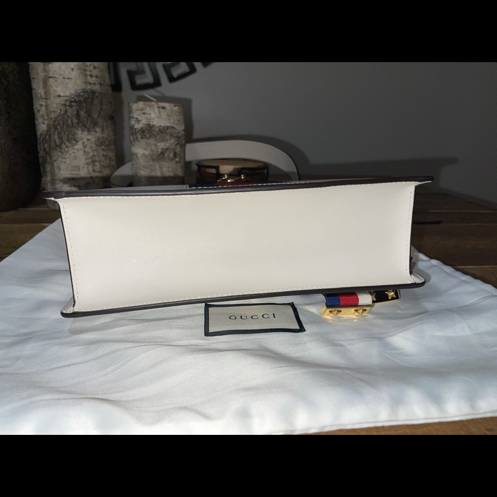 Gucci Sylvie Embroidered Bag - Picture 12 of 15
